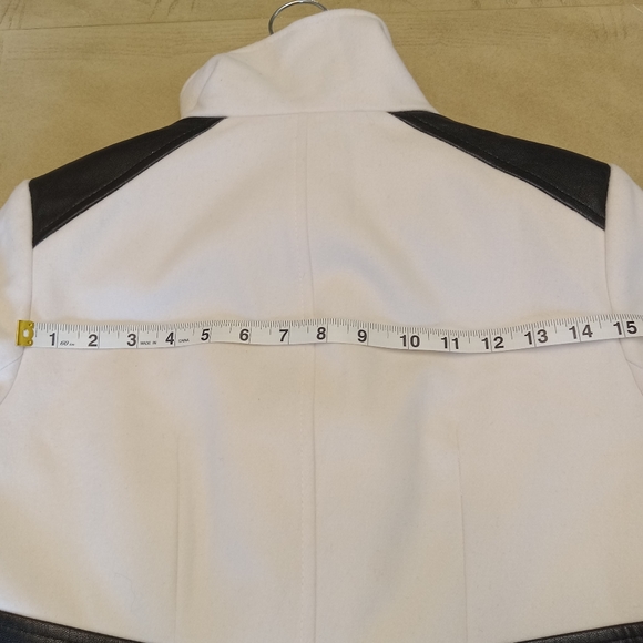 VIA SPIGA Women's White Ivory Faux Leather Stand Collar Coat Size 6 $350 - Picture 12 of 12